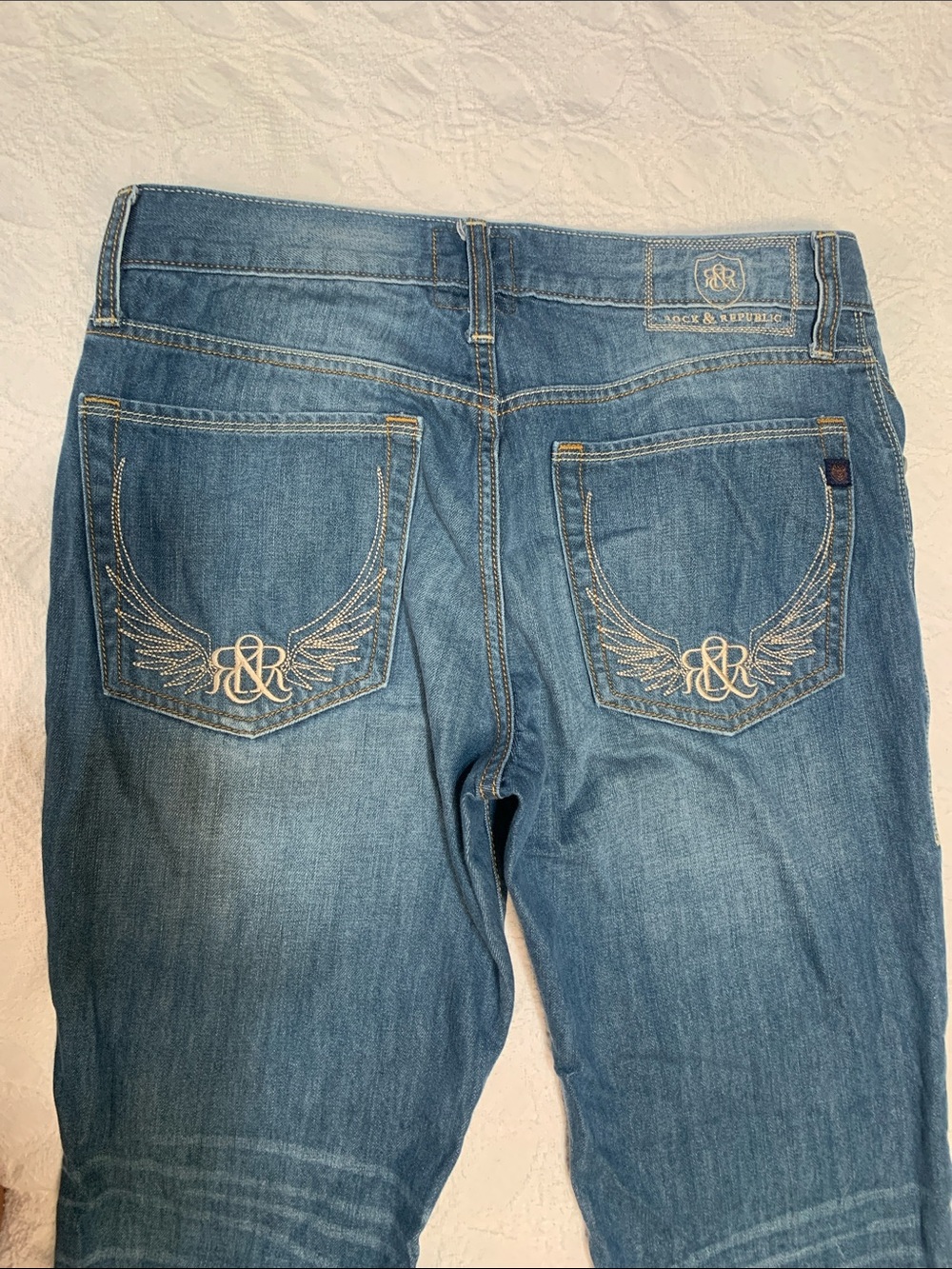 Rock & Republic Blue Boot Cut Jeans with Embroidered Wing Pockets